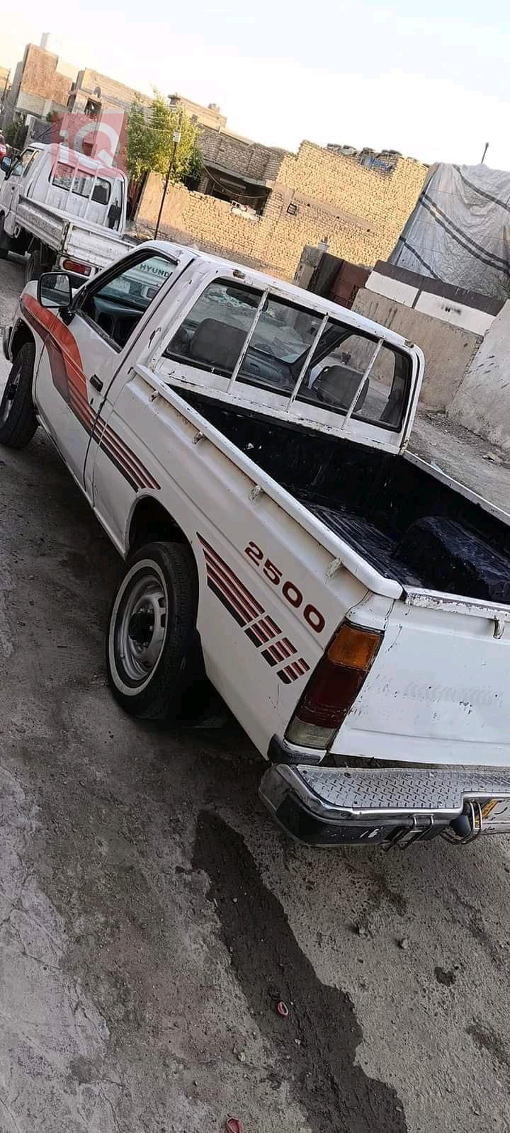 نيسان بيك اب